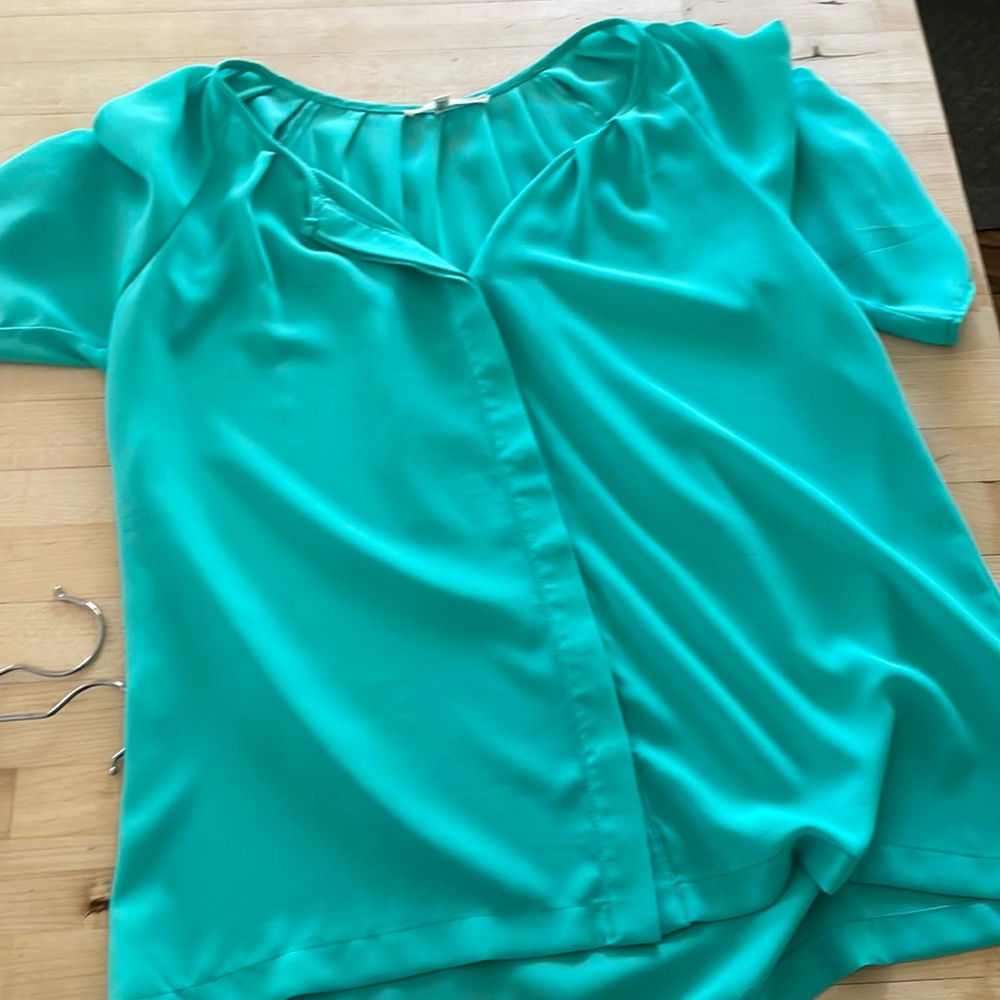 Fancy women’s t-shirt size M
